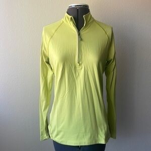 Callaway top medium lime green with silver accents